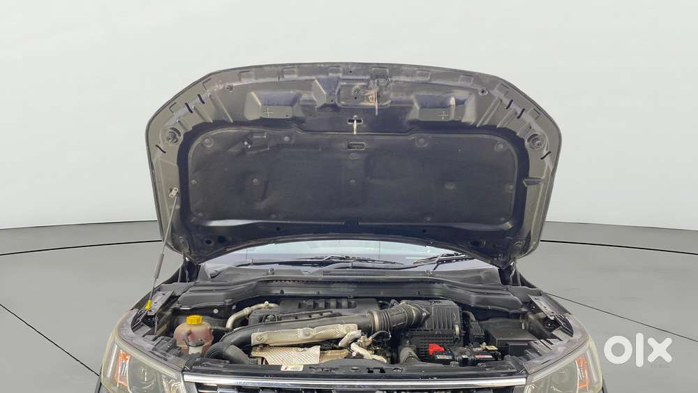Mahindra Xuv300 W8 Diesel, 2023, Diesel
