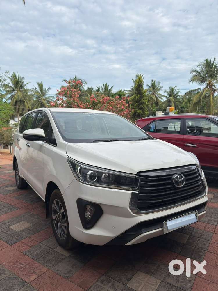 Toyota Innova Crysta Diesel 2022