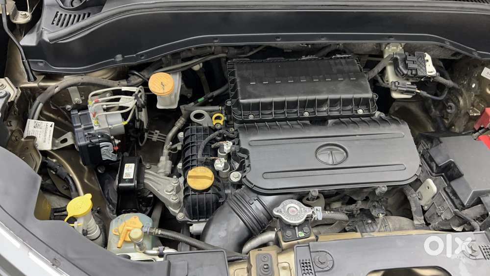 Tata Punch 1.2 Revotron Creative Amt Dual Tone, 2022, Petrol