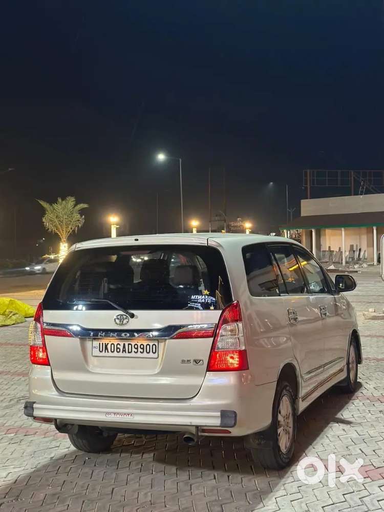 Toyota Innova 2014 Diesel Well Maintained