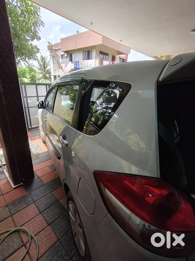 Maruti Suzuki Ertiga 2017