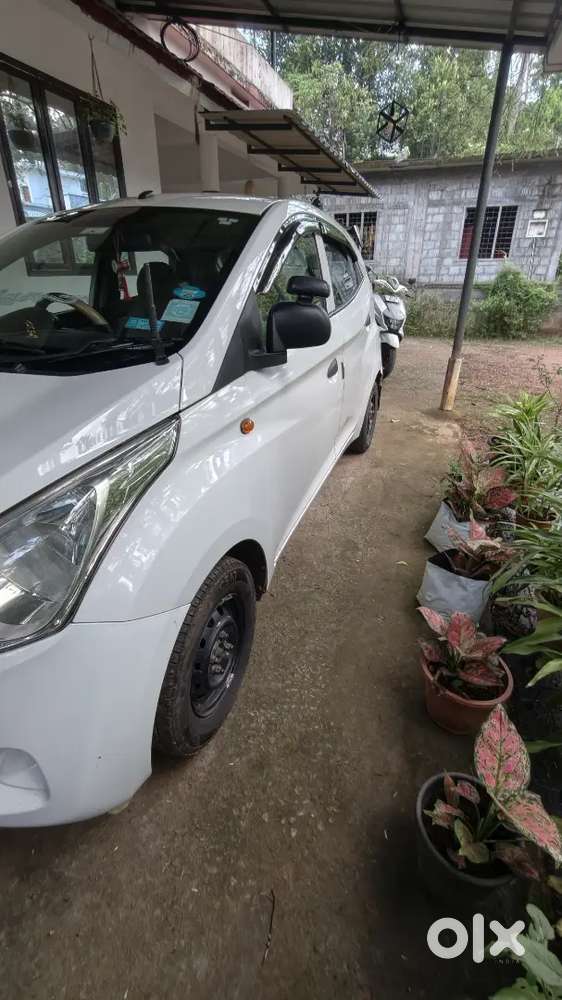 Hyundai Eon Era 2016 Petrol Manual, 2017 Registration