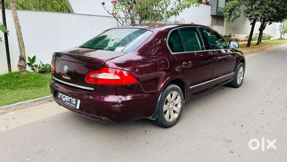 Skoda Superb 1.8 Elegance Tsi At, 2010, Petrol