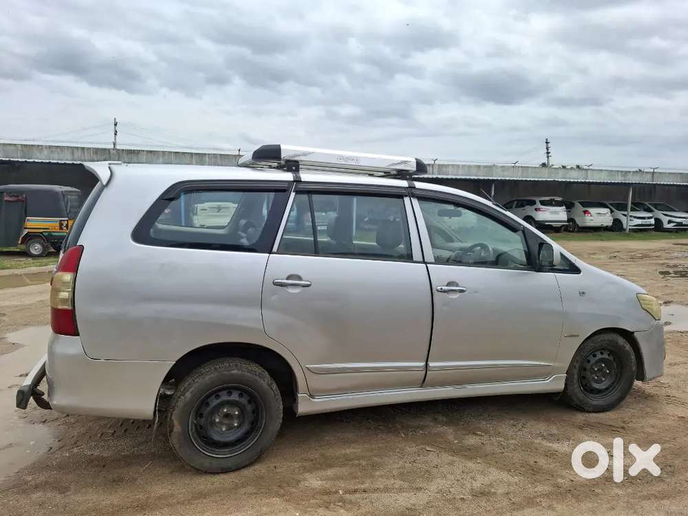 Toyota Innova 2014 Diesel 164000 Km Driven