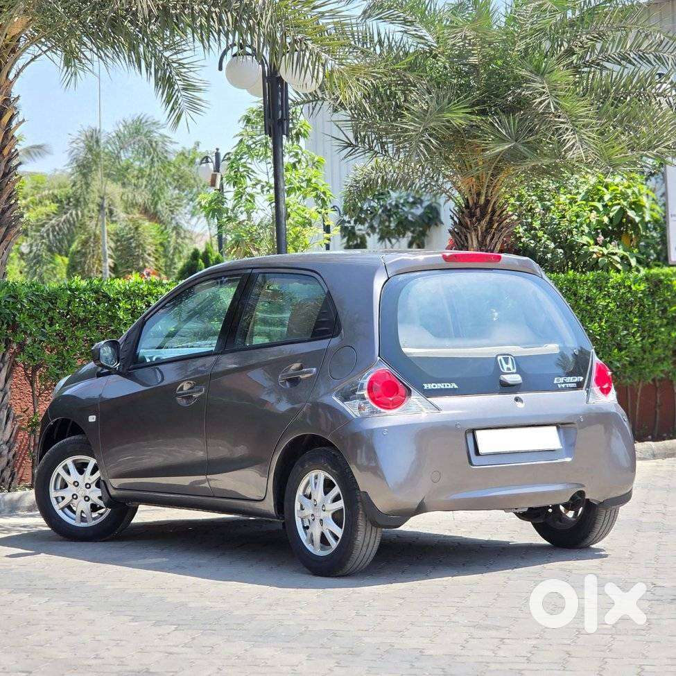 Honda Brio 2011-2013 V Mt, 2012, Petrol