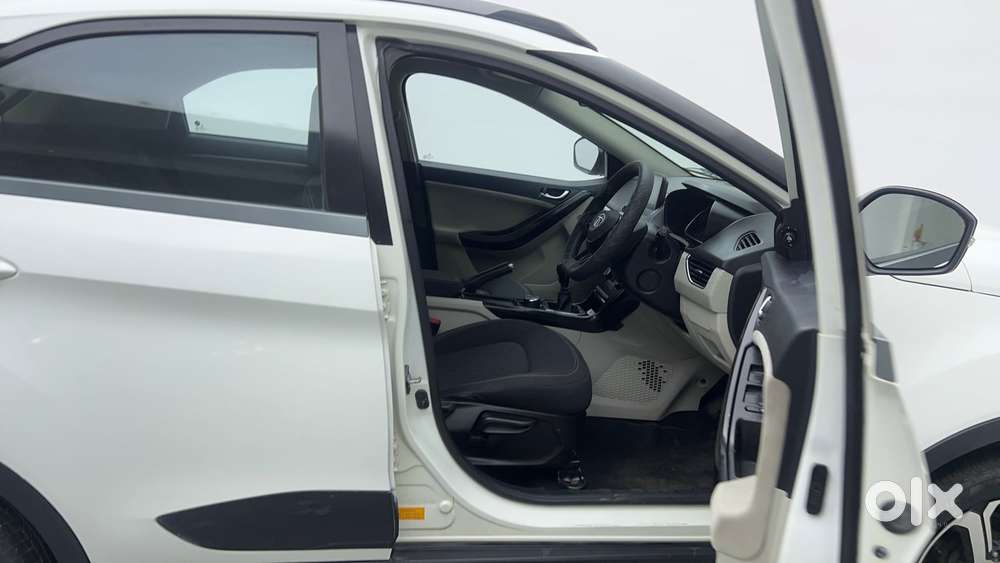 Tata Nexon 1.2 Revotron Xz Plus, 2021, Petrol