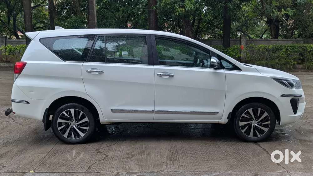 Toyota Innova Crysta [2020-ongoing] 2.4 Zx At 7 Str, 2022, Diesel