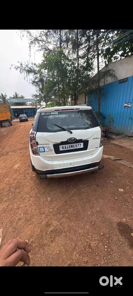 Mahindra Xuv500 2015 Diesel Well Maintained Showroom Mentainde