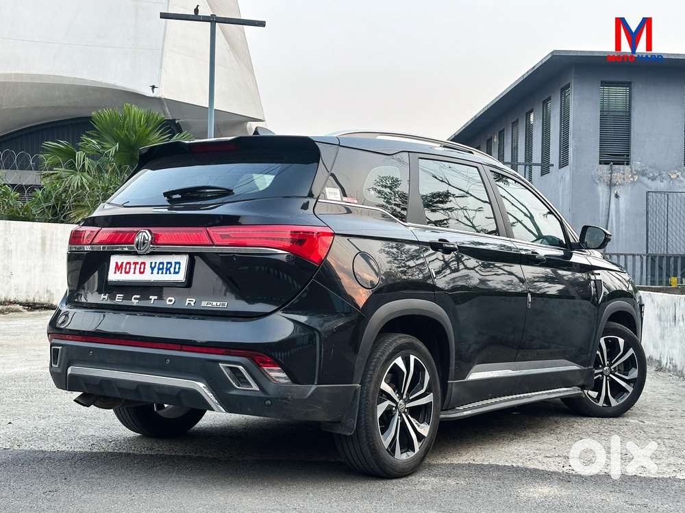 Mg Hector Plus Sharp Pro 1.5 Turbo Petrol Cvt 7 Str, 2025, Petrol