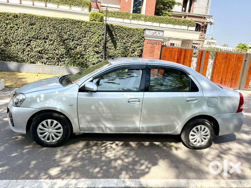 Toyota Etios, 2016