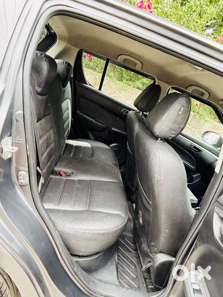 Maruti Suzuki Swift Lxi Optional-o, 2017, Petrol