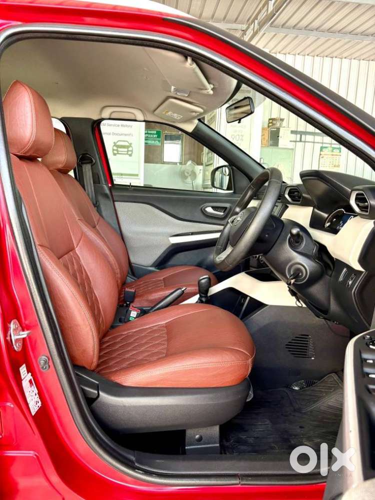 Nissan Magnite, 2024, Petrol