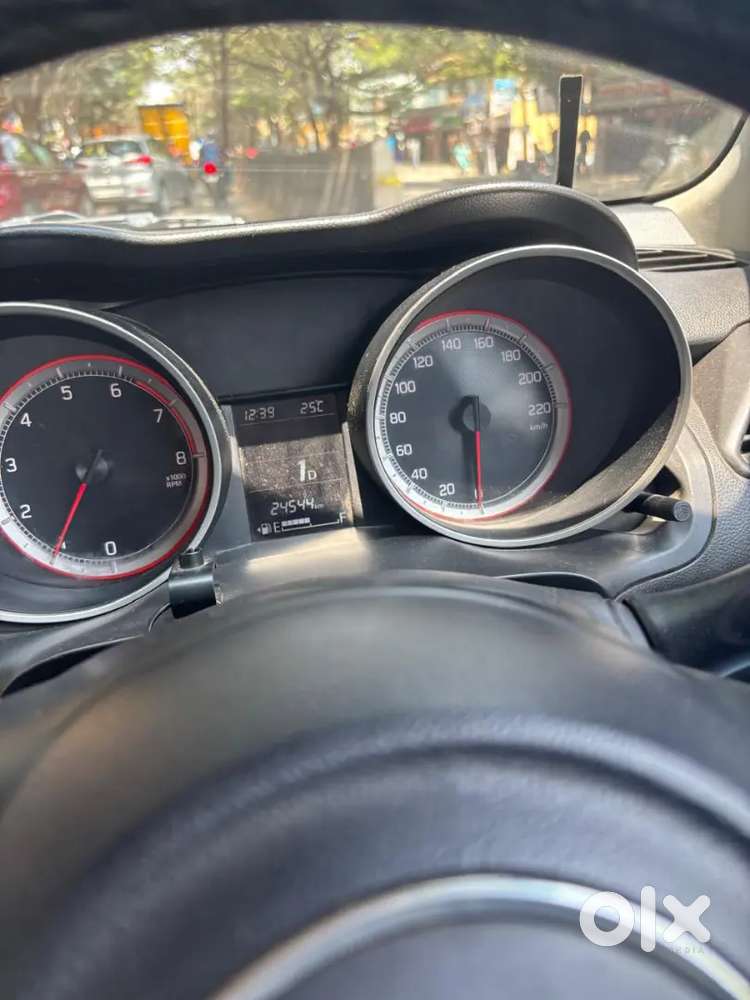 Maruti Suzuki Swift 2023 Petrol Automatic