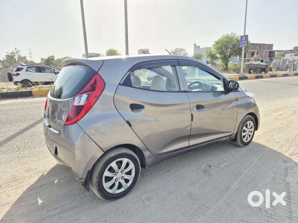 Hyundai Eon Magna + Non Accidental Car With Guarantee