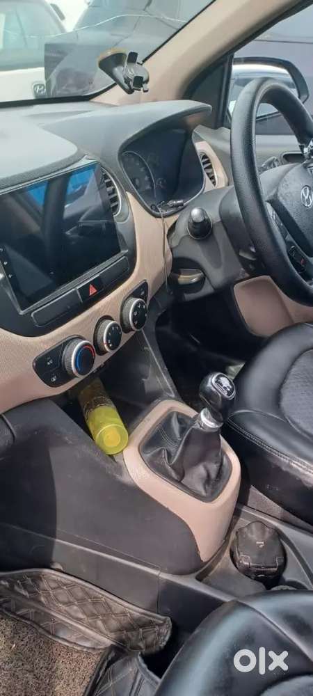 Hyundai Grand I10 Sportz 2017 Cng Company Fitted