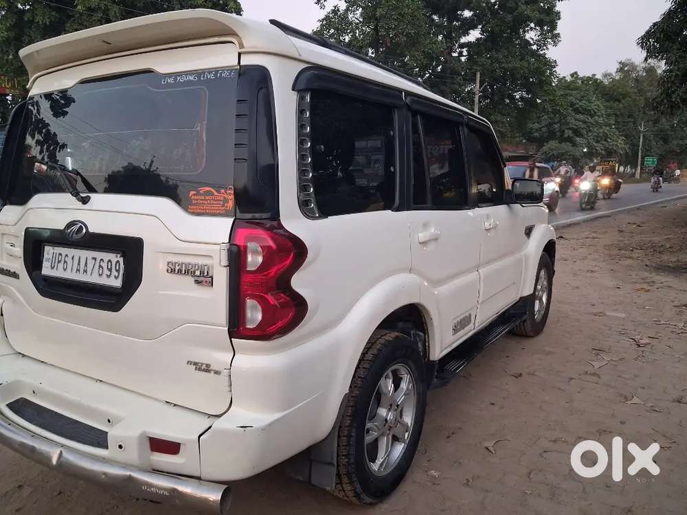 Mahindra Scorpio S10 Top Model