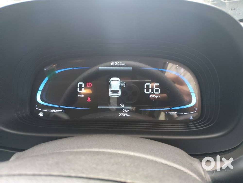 Hyundai Venue 1.2 S (o), 2024, Petrol