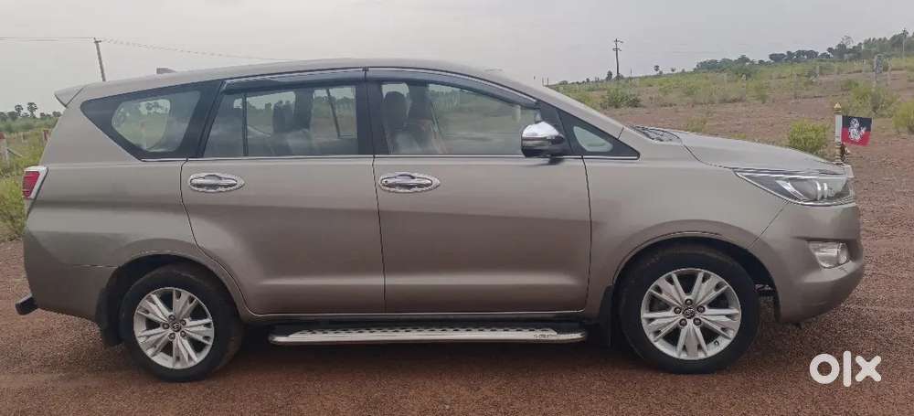 Toyota Innova Crysta Z 2017to2018 Diesel 250000 Km Driven