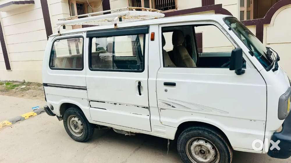 Maruti Suzuki Omni 2010 Seater Car