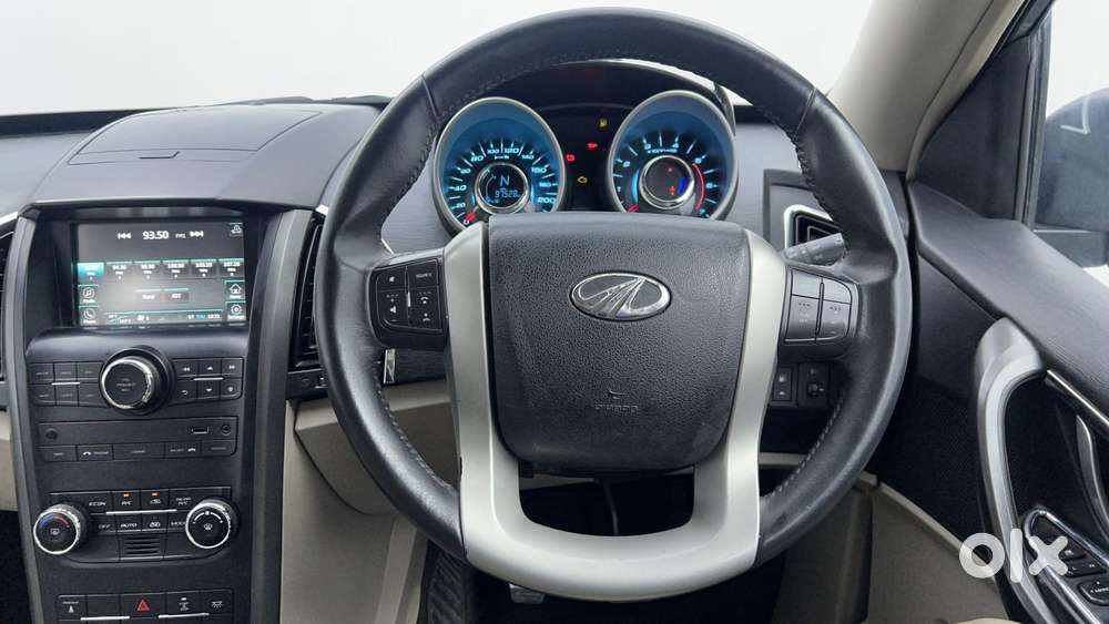 Mahindra Xuv500 2.2 W10, 2016, Diesel