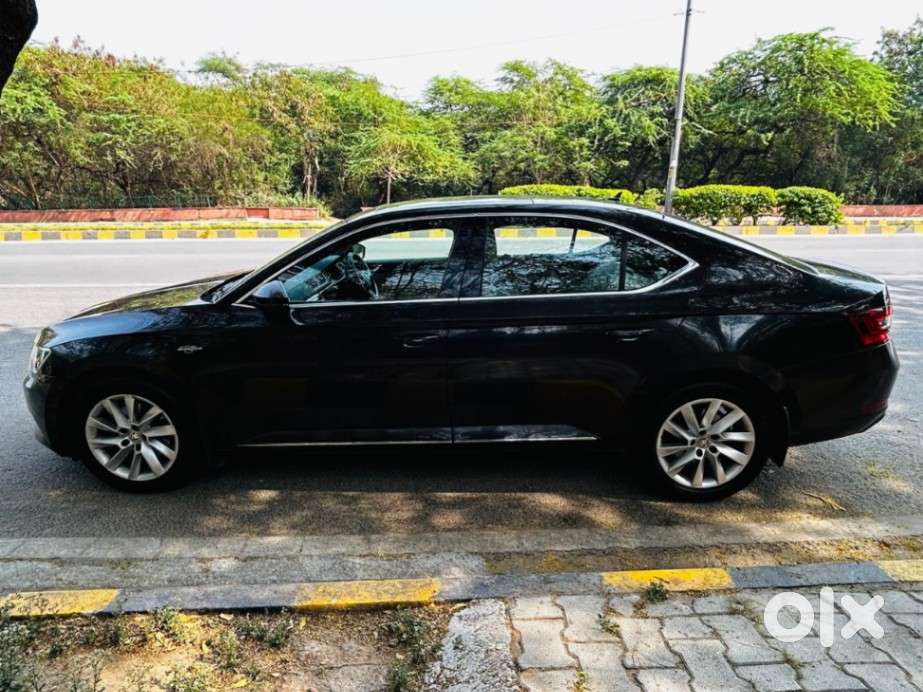 Skoda Superb 2.0 L&k Tsi At, 2019, Petrol