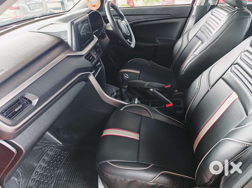 Maruti Suzuki Brezza 1.5 Vxi Smart Hybrid, 2023, Petrol