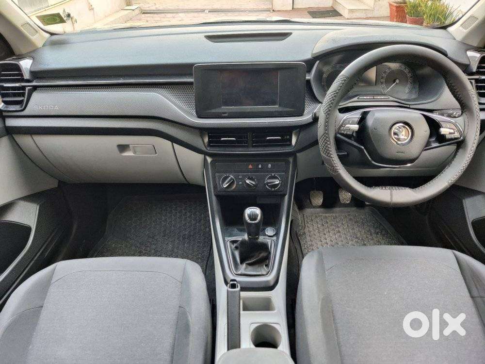 Skoda Kushaq 1.0 Tsi Active, 2022, Petrol