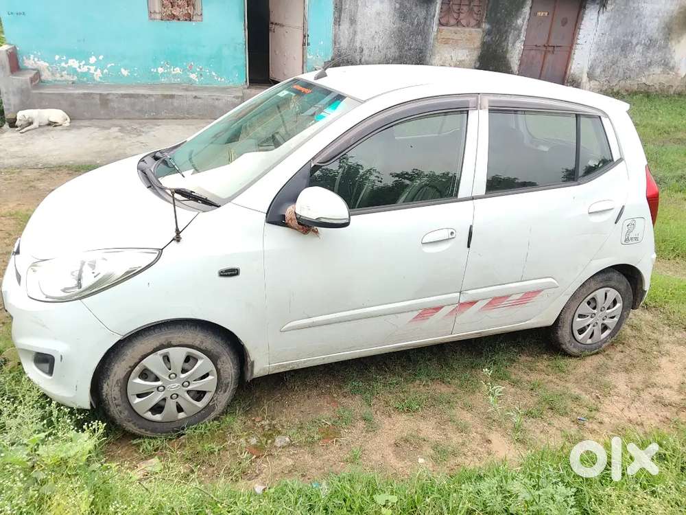 Hyundai I10 Sportz 2012 Petrol
