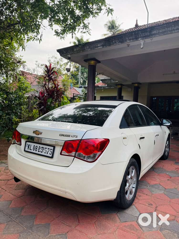 Cruze Turbo Diesel Family Used