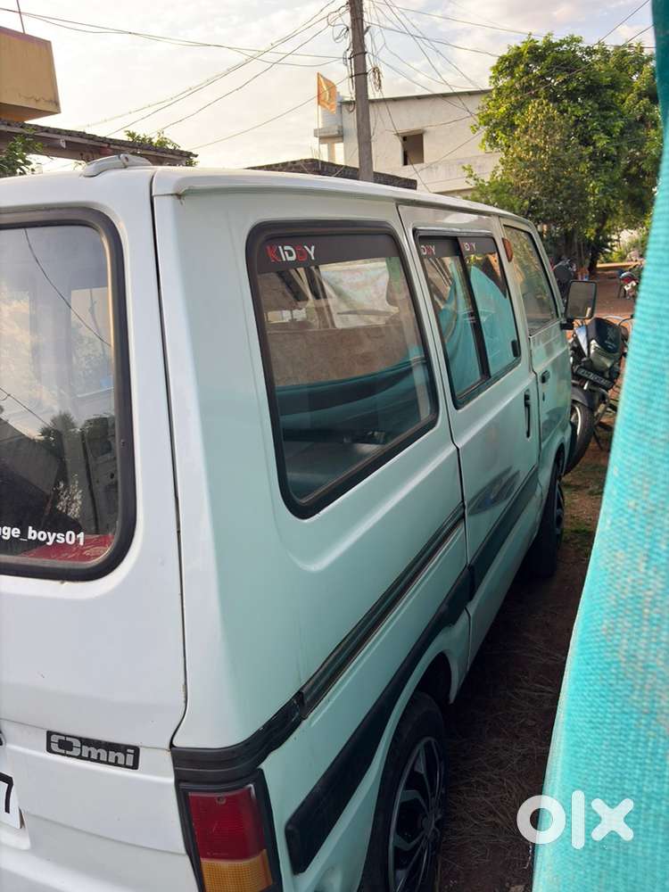 2011 Maruti Suzuki Omni