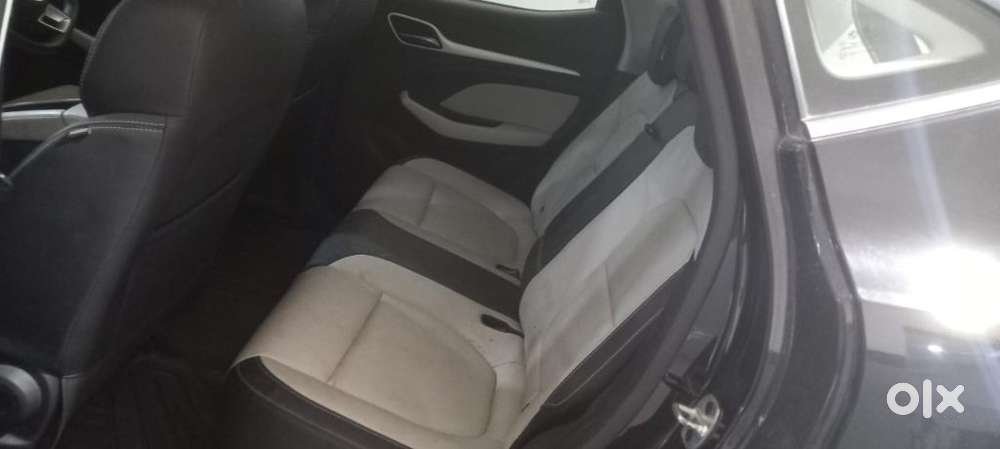 Mg Zs Ev Exclusive Iconic Ivory, 2023, Electric