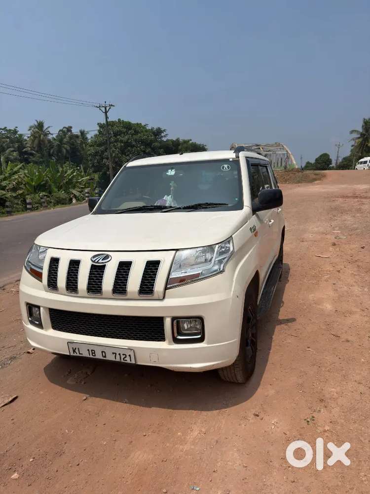 Mahindra Tuv 300 2015