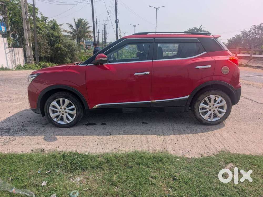 Mahindra Xuv300 W8 Option Dual Tone, 2020, Petrol