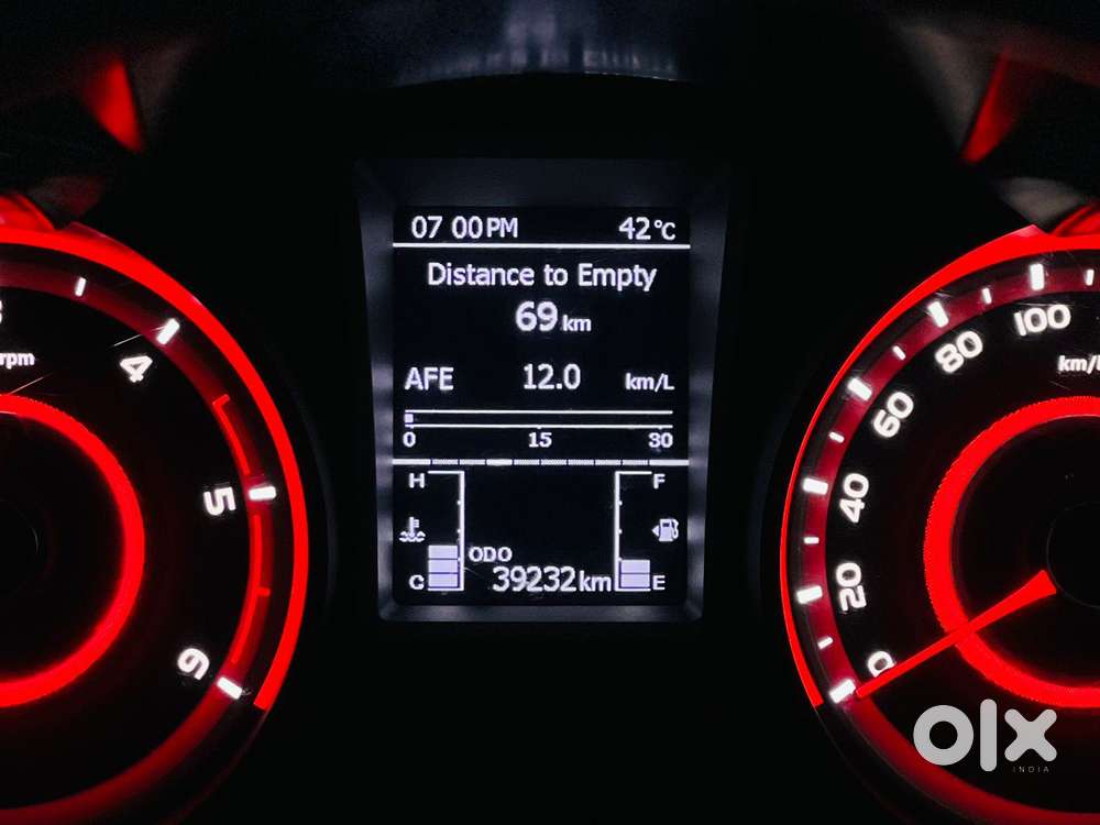 Mahindra Xuv300 W8 Diesel, 2024, Diesel