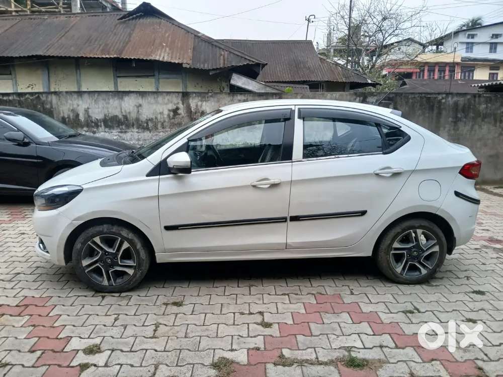 Tata Tigor Petrol 2017