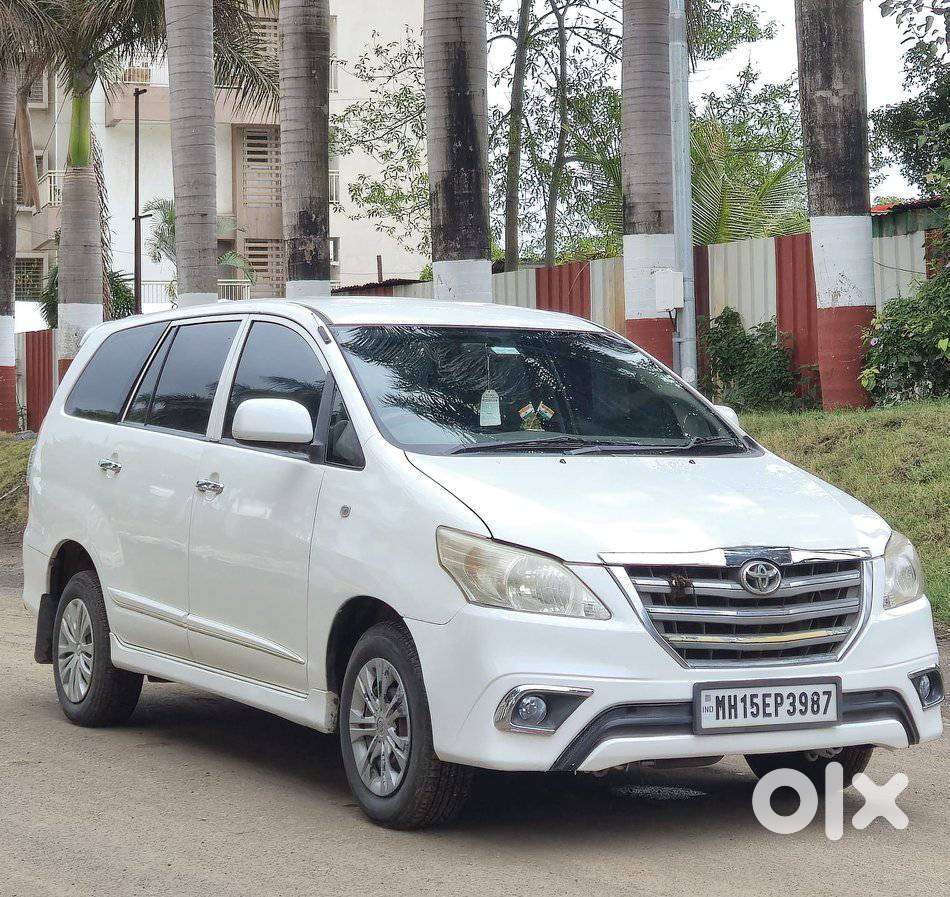Toyota Innova 2.5 Gx (diesel) 7 Seater Bs Iv, 2014, Diesel