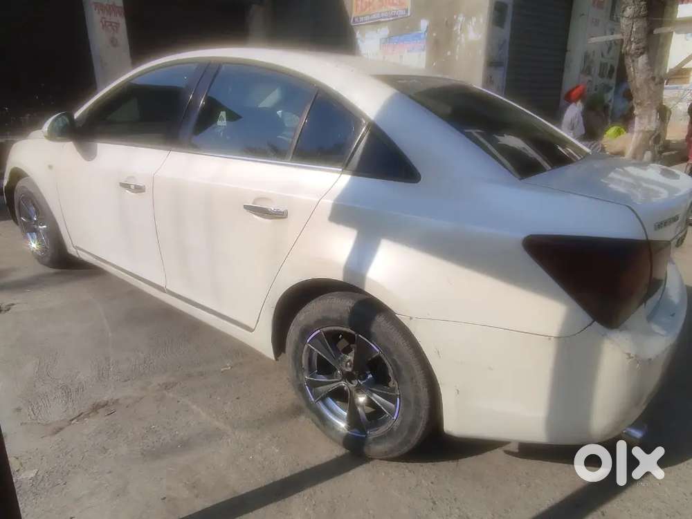 Chevrolet Cruze 2011 Diesel Well Maintained