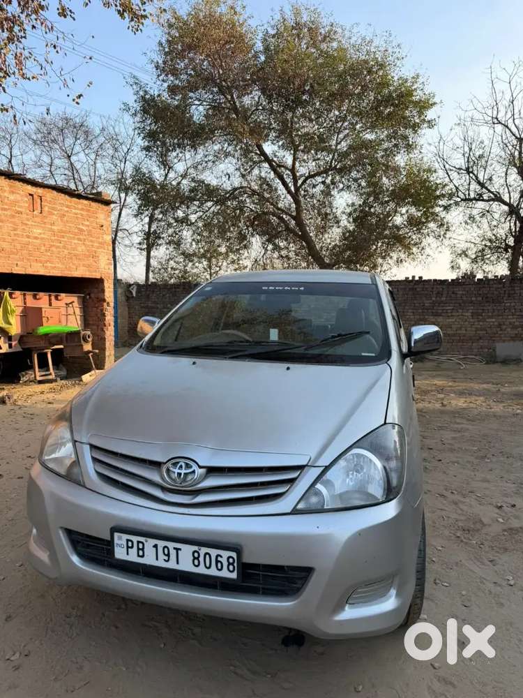 Toyota Innova 2006 Diesel Well Maintained