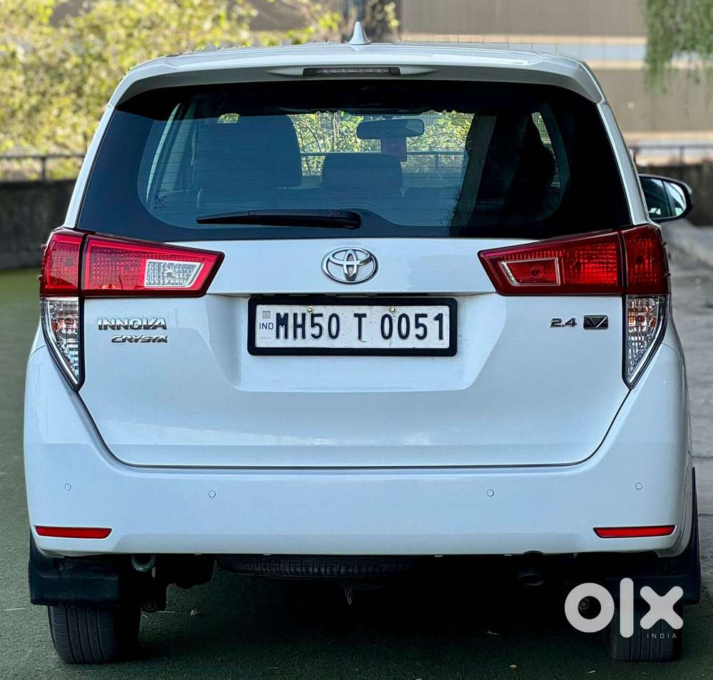 Toyota Innova Crysta 2.4 V 7 Str, 2022, Diesel