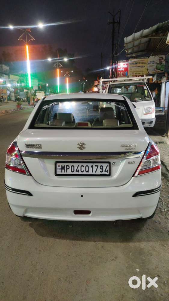 Maruti Suzuki Swift Dzire 2015 Petrol Well Maintained