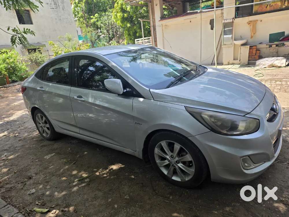 Hyundai Verna 1.6 Sx 2011