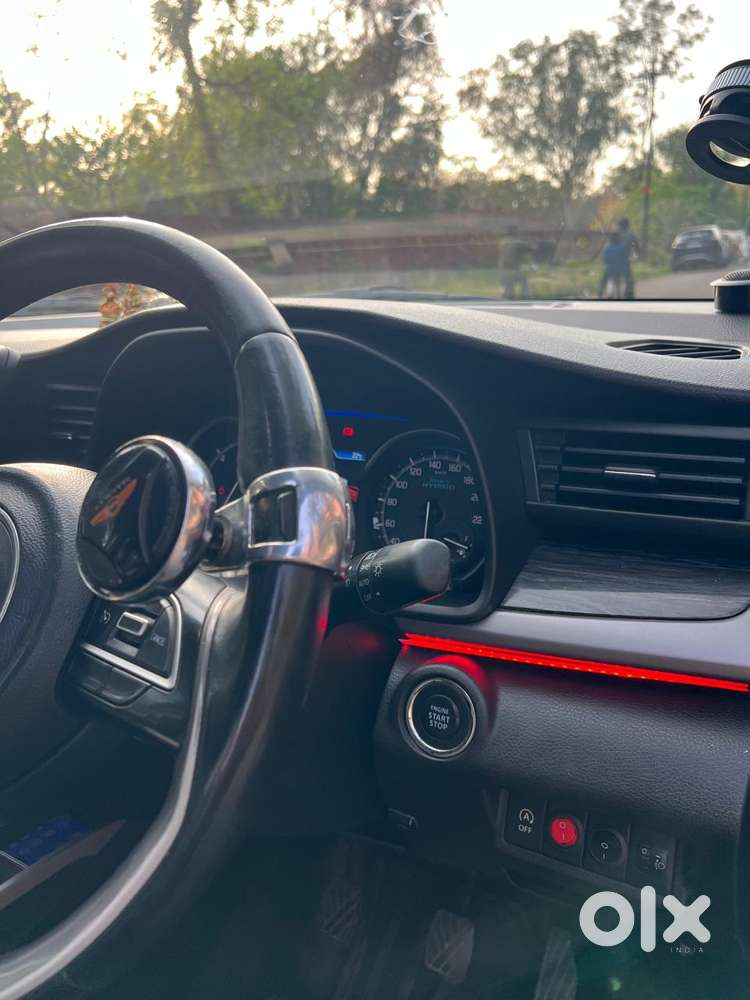 Maruti Suzuki Xl6 1.5 Alpha Mt, 2020, Petrol