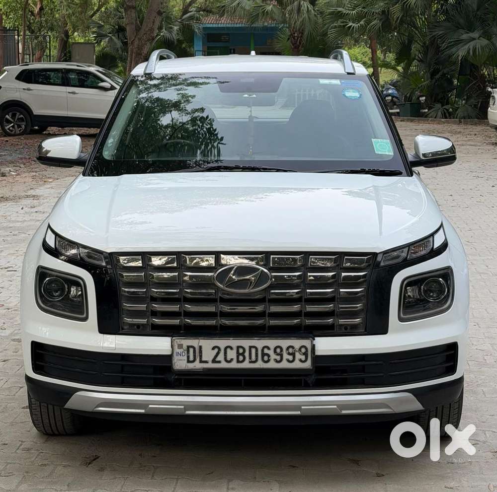 Hyundai Venue 1.2 S (o), 2022, Petrol