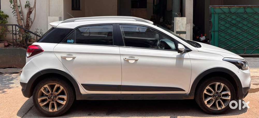 Hyundai I20 Active 2016 Petrol Well Maintained