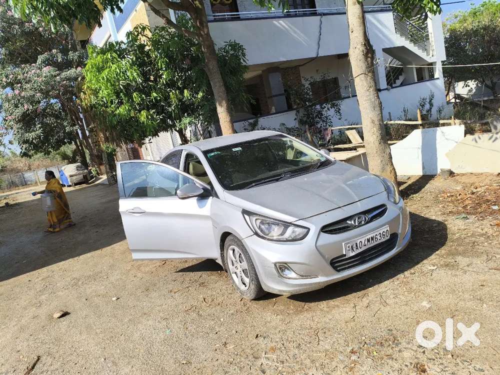 Hyundai Verna 1.6 Crdi 2013 Diesel Manual