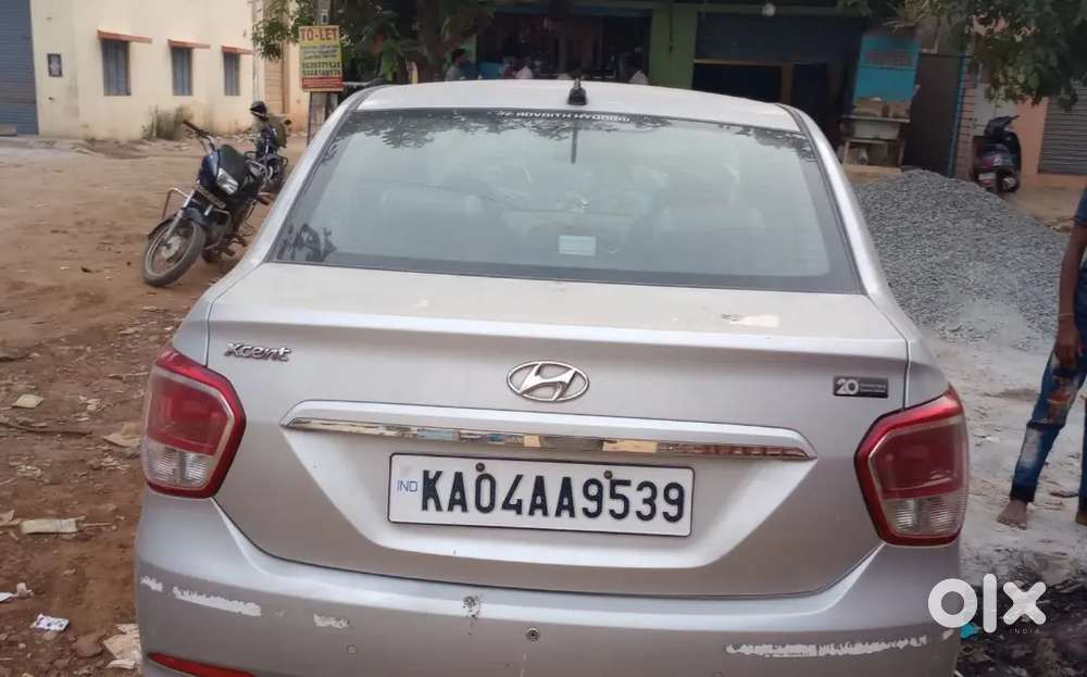 Hyundai Xcent CRDi 2016 edition