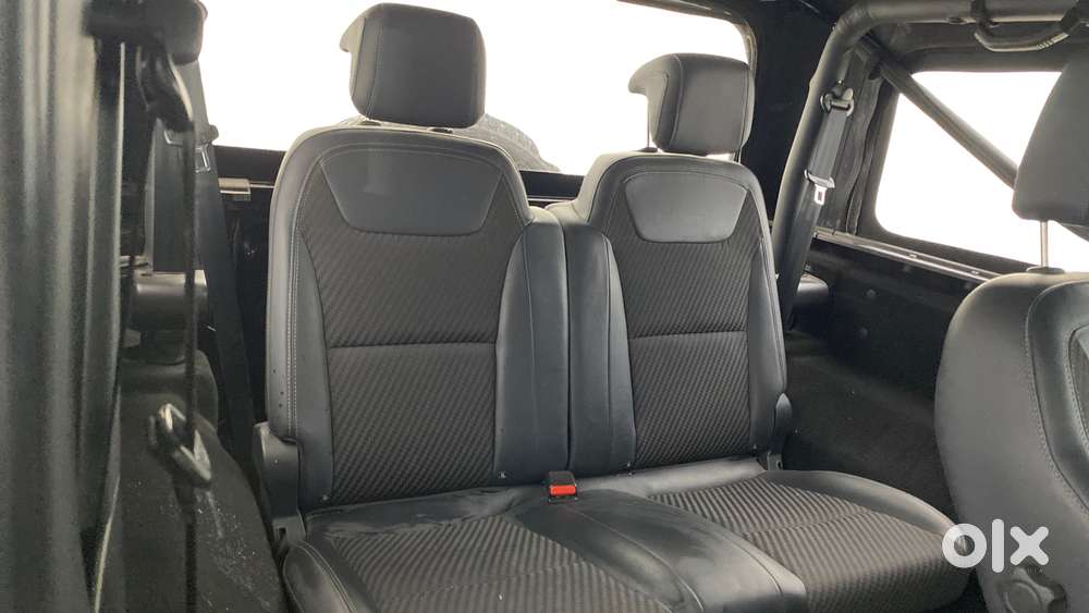 Mahindra Thar Lx 4-str Convertible At, 2021, Petrol