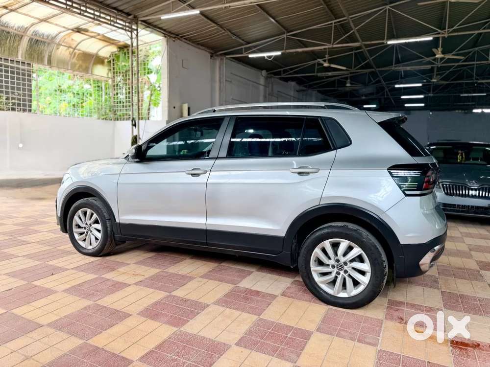 Volkswagen Taigun 1.0 Tsi Highline At, 2021, Petrol