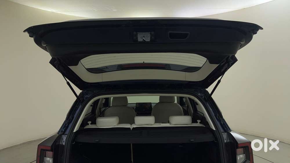 Mahindra Xuv 3xo Ax7l 1.2 Petrol At (pg), 2024, Petrol