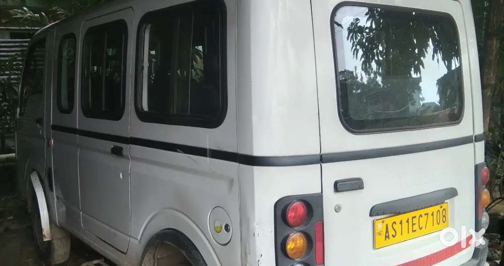 Tata Magic Express E20 Patrol